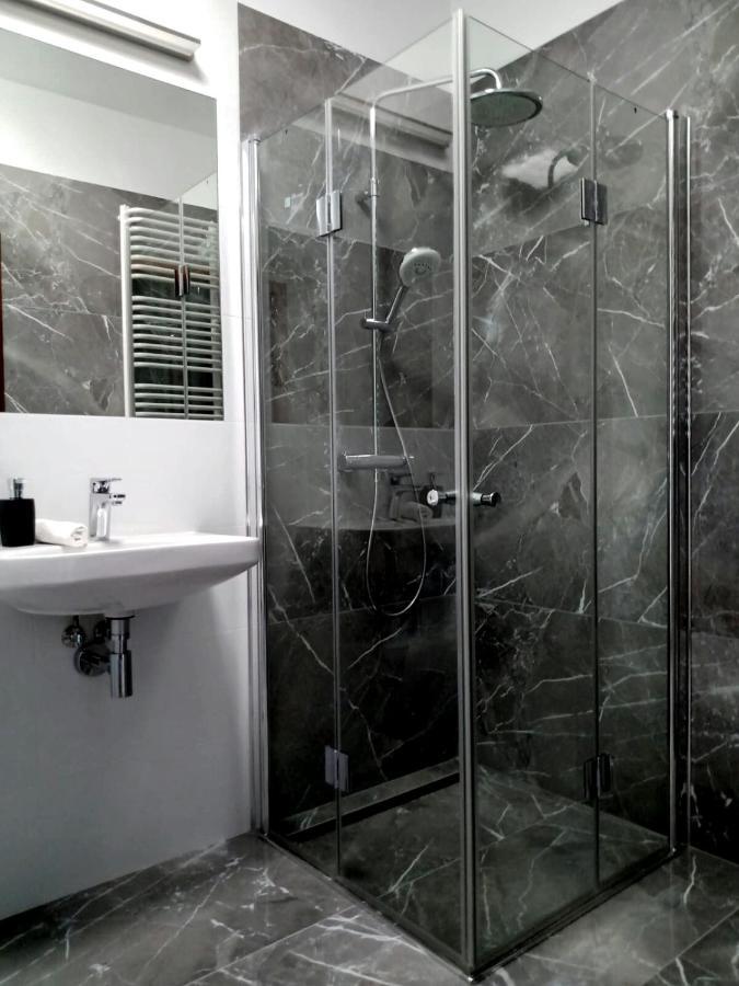 Cozy Apartment In Wilanow วอร์ซอ ภายนอก รูปภาพ
